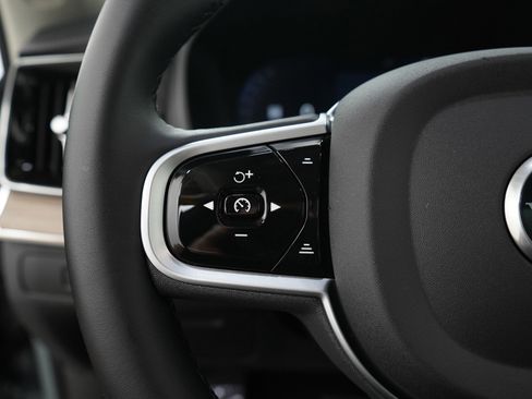 Used 2026 Volvo XC90 B6 Plus AWD/4WD image 29