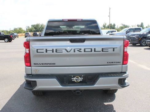 New 2026 Chevrolet Silverado 1500 Custom w/ LPO, Dark Essentials Package AWD/4WD image 8