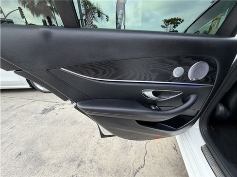 Used 2019 Mercedes-Benz E 300 w/ Premium 1 Package image 21