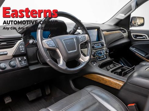 Used 2020 GMC Yukon Denali w/ Denali Ultimate Package AWD/4WD image 23