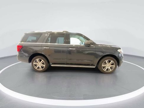 Used 2023 Ford Expedition Limited AWD/4WD image 9