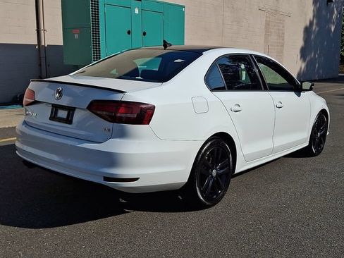 Used 2018 Volkswagen Jetta Sport FWD image 11