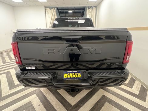 New 2026 RAM 2500 Laramie AWD/4WD image 15