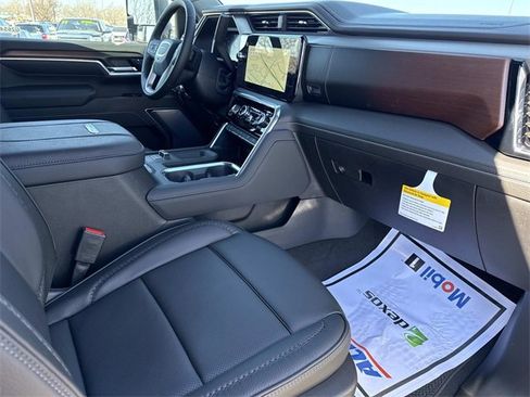 New 2026 GMC Sierra 2500 Denali w/ Denali Reserve Package image 21