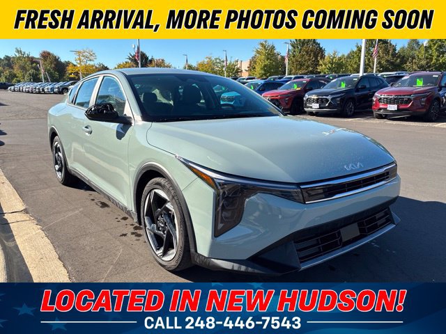 Used 2025 Kia K4 EX FWD image 4