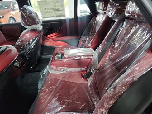 New 2026 Lexus LS 500 AWD image 23