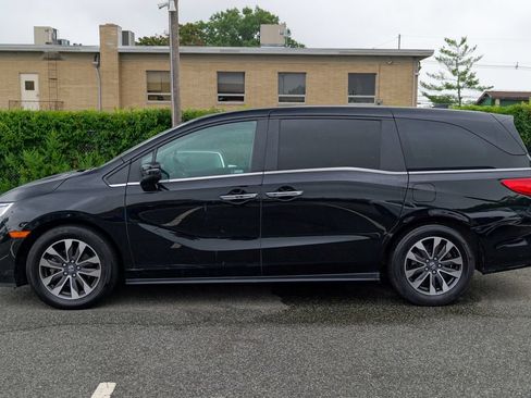 Used 2023 Honda Odyssey EX-L image 3