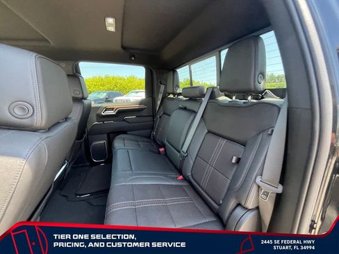 Used 2022 Chevrolet Silverado 1500 High Country w/ Z71 Off-Road Package AWD/4WD image 31