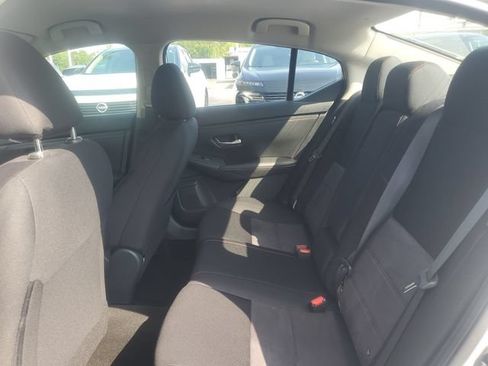 Certified 2024 Nissan Sentra SR FWD image 11