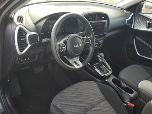 Used 2024 Kia Soul LX w/ Option Group 015 FWD image 20
