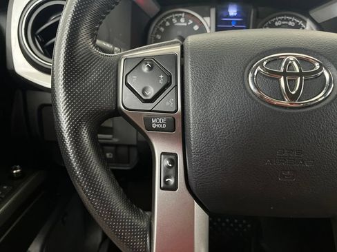 Used 2018 Toyota Tacoma Limited AWD/4WD image 58
