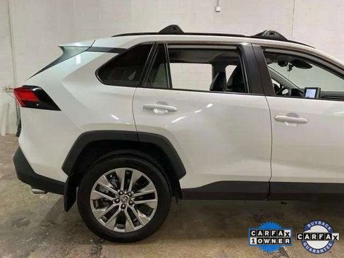 Used 2024 Toyota RAV4 XLE Premium image 89