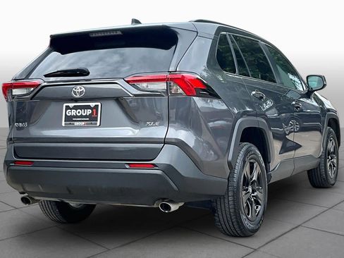 Used 2020 Toyota RAV4 XLE FWD image 13