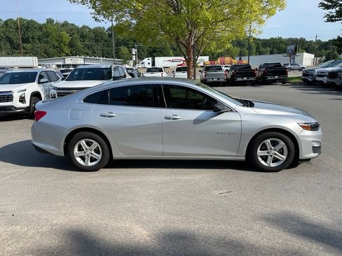Used 2021 Chevrolet Malibu LS FWD image 8