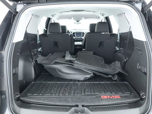 Used 2023 GMC Acadia SLE w/ Driver Convenience Package image 20