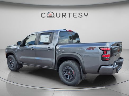 New 2026 Nissan Frontier PRO-4X w/ Pro-4x Convenience Package AWD/4WD image 4