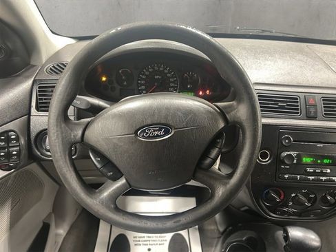 Used 2006 Ford Focus ZXW Wagon image 13