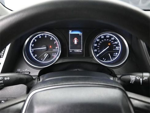 Used 2020 Toyota Camry LE image 20