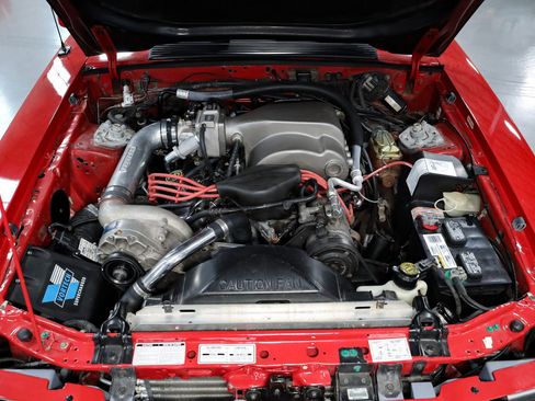 Used 1993 Ford Mustang LX RWD image 2