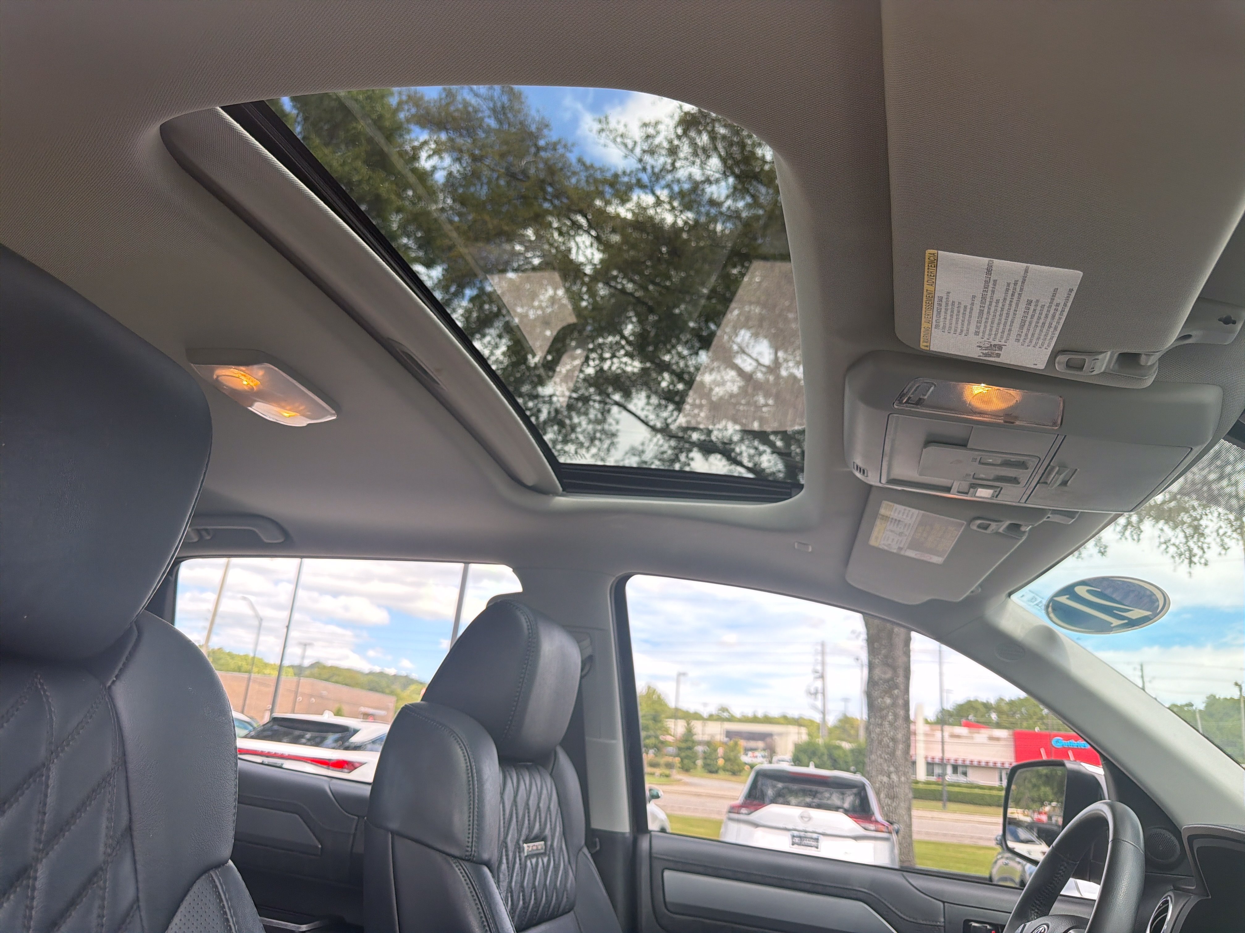 Used 2021 Toyota Tundra Platinum RWD image 10
