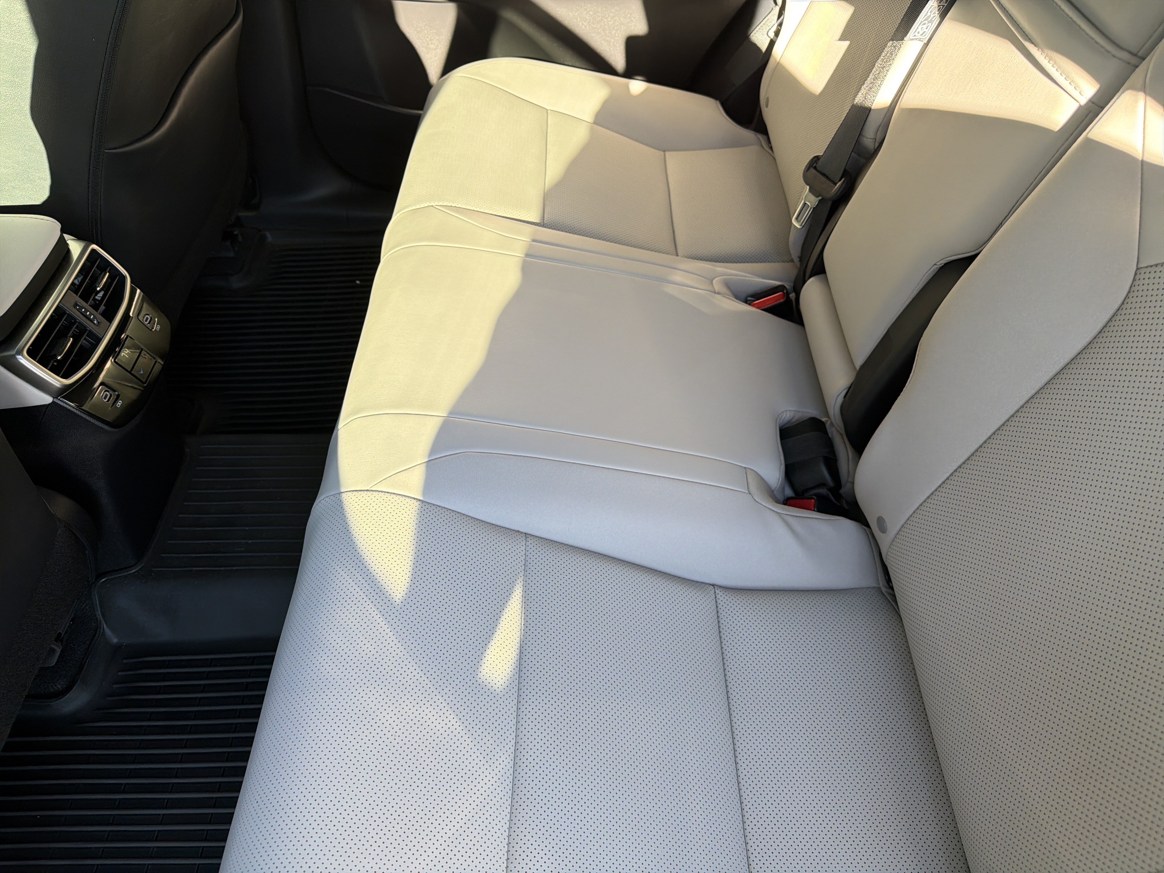 Used 2023 Lexus RX 350 Premium w/ Cold Area Package FWD image 33