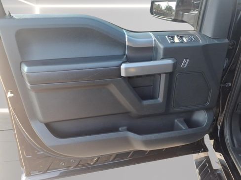 Used 2016 Ford F150 XLT w/ Equipment Group 302A Luxury AWD/4WD image 8