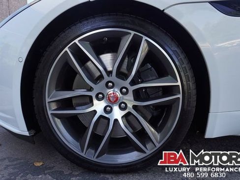 Used 2018 Jaguar F-TYPE R-Dynamic AWD/4WD image 29