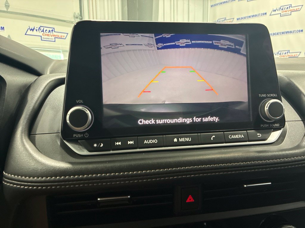 Used 2024 Nissan Rogue SV FWD image 27