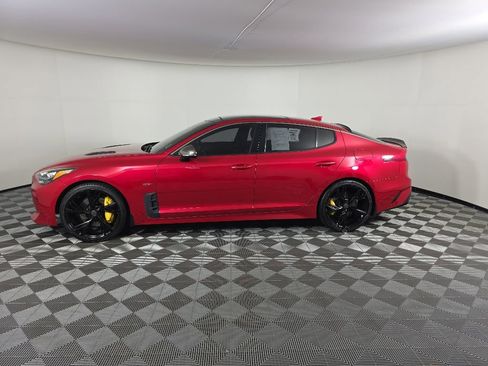 Used 2019 Kia Stinger GT1 AWD/4WD image 2
