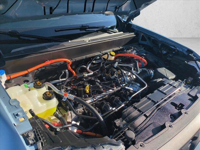 Used 2025 Ford Maverick XLT w/ XLT Luxury Package FWD image 22