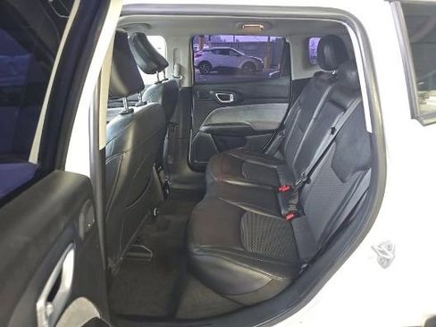 Used 2022 Jeep Compass Latitude w/ Sun and Sound Group FWD image 27