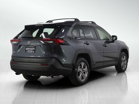 Used 2025 Toyota RAV4 LE image 5