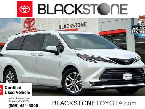 Certified 2023 Toyota Sienna Platinum image 1