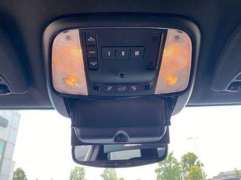 Used 2022 Dodge Durango GT AWD/4WD image 16
