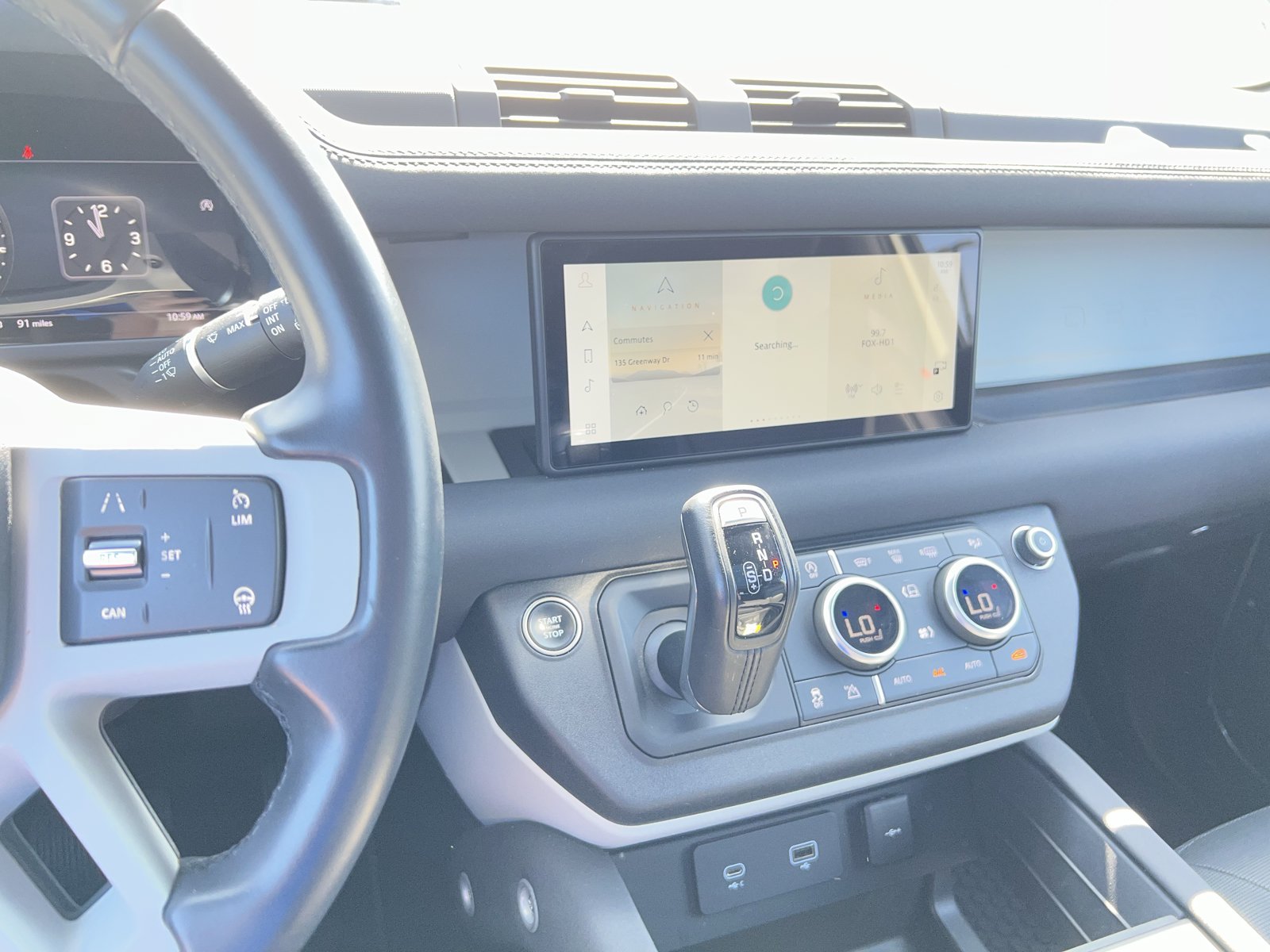 Used 2023 Land Rover Defender 90 X-Dynamic SE AWD/4WD image 30
