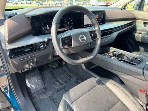 Used 2025 Nissan Murano Platinum w/ Cargo Package AWD/4WD image 12