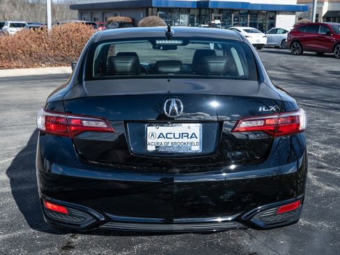 Certified 2018 Acura ILX w/ Premium Package image 8