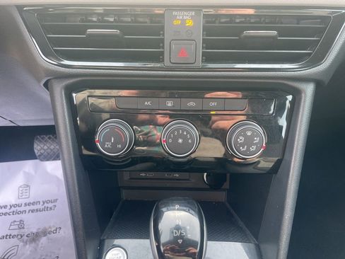 Used 2024 Volkswagen Taos S image 22