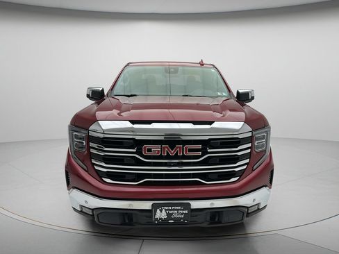 Used 2022 GMC Sierra 1500 SLT w/ SLT Premium Plus Package AWD/4WD image 2