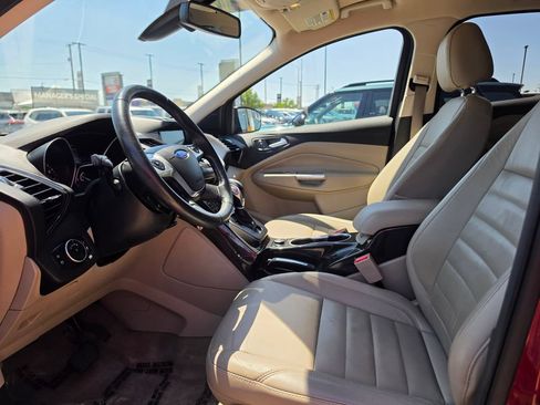 Used 2016 Ford Escape Titanium AWD/4WD image 9