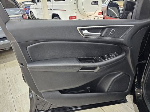 Used 2017 Ford Edge SEL w/ Equipment Group 201A FWD image 38