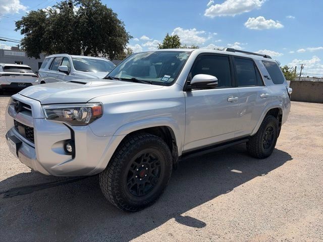 Used 2023 Toyota 4Runner TRD Off-Road Premium w/ Off Road Premium Plus Package AWD/4WD image 2