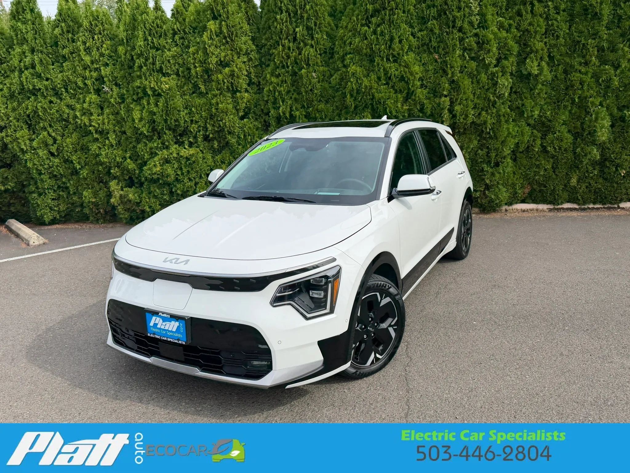 Used 2023 Kia Niro Wave FWD image 2