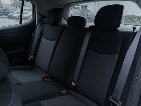 Used 2022 Nissan Leaf SV Plus image 20