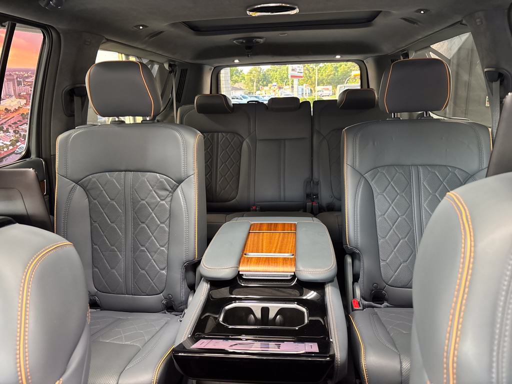 New 2024 Jeep Grand Wagoneer L Series III w/ Rear Seat Video Group 1 AWD/4WD image 31