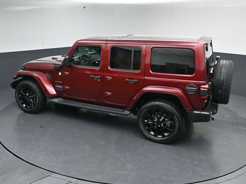 Used 2021 Jeep Wrangler Unlimited Sahara w/ Cold Weather Group AWD/4WD image 50