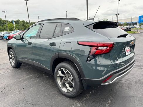 New 2026 Chevrolet Trax LT FWD image 28
