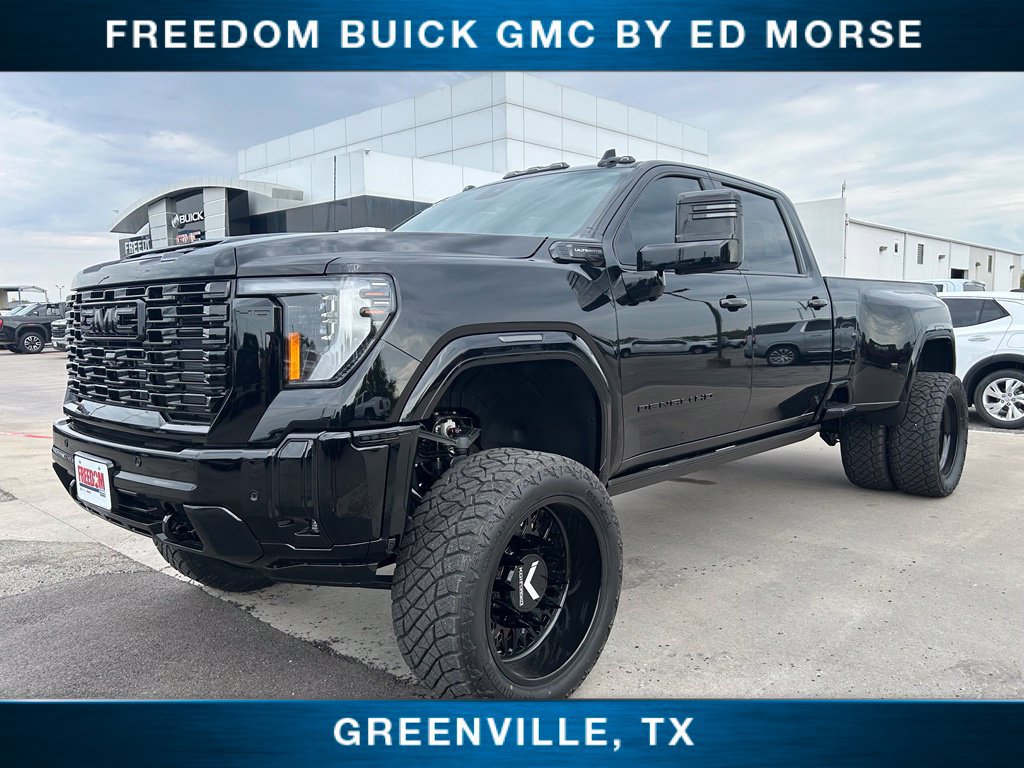 New 2026 GMC Sierra 3500 Denali Ultimate w/ LPO, Black Badging Package AWD/4WD image 1