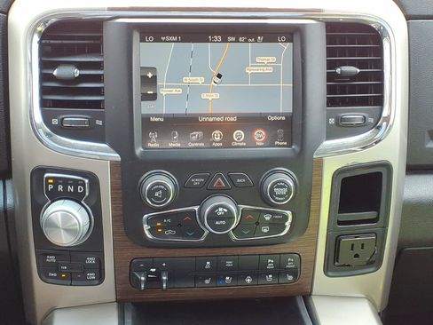 Used 2015 RAM 1500 Laramie w/ Convenience Group AWD/4WD image 13