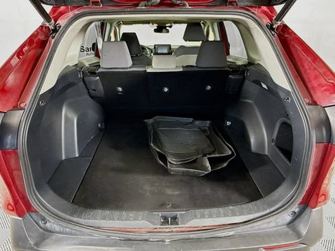 Used 2019 Toyota RAV4 XLE AWD/4WD image 25
